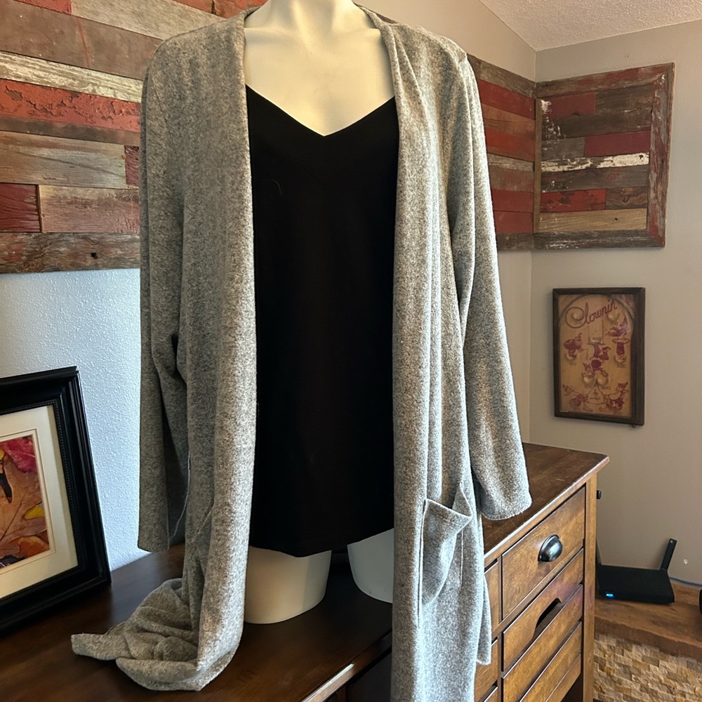 Torrid ultra super soft plush gray cardigan